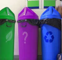 加拿大每家有三個垃圾桶