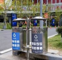 第二屆進博會召開在即，近4000個分類垃圾桶“上崗”