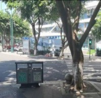 增設(shè)分類垃圾桶 環(huán)保衛(wèi)生引市民點(diǎn)贊
