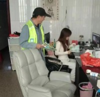 配合垃圾分類，爭做文明市民