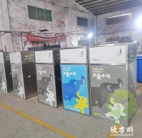 唐山美食街不銹鋼分類垃圾桶罩子案例