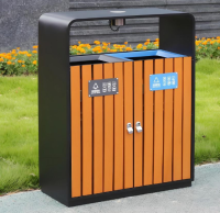 戶外園林鋼木分類垃圾桶融合功能美學(xué)與環(huán)保使命的公共設(shè)施